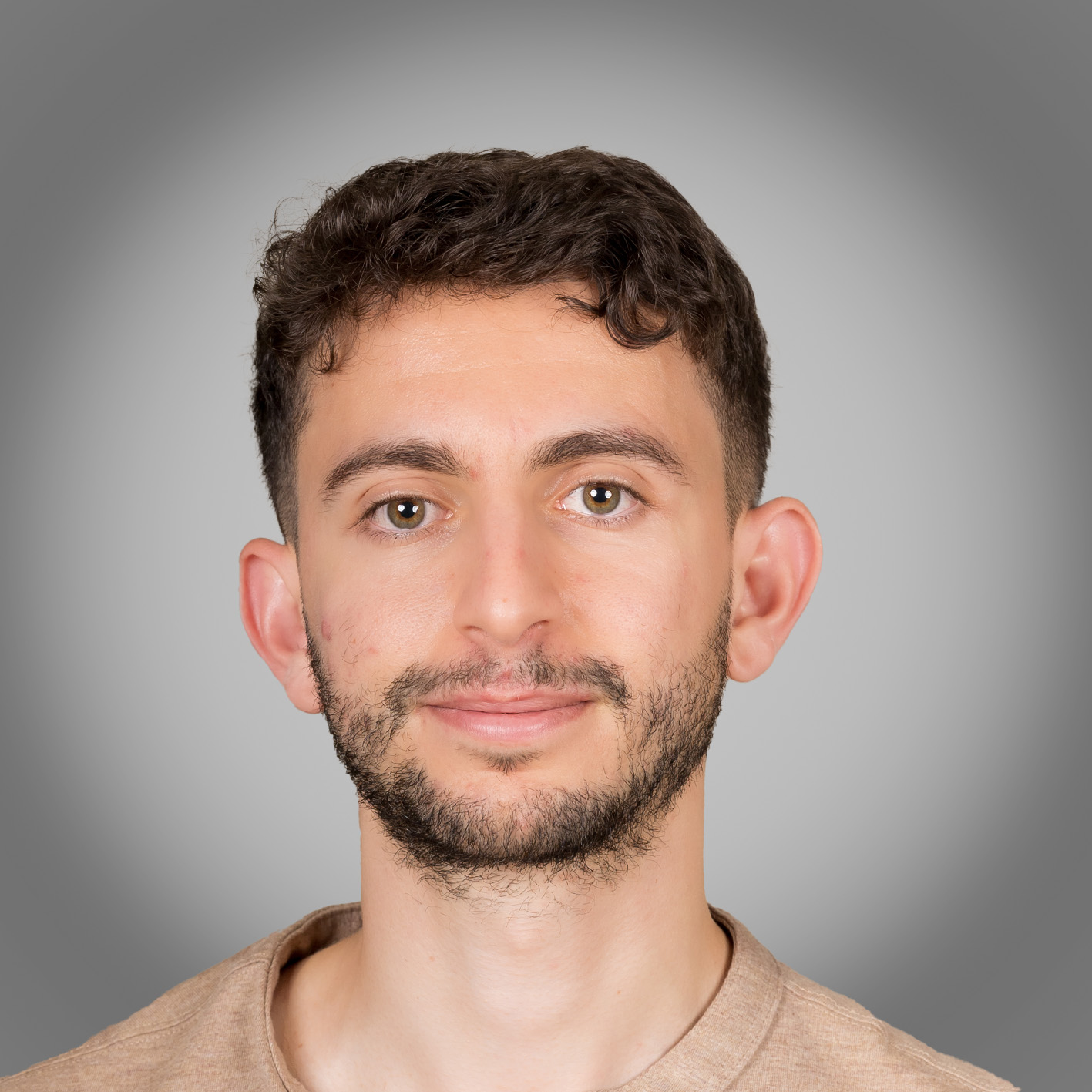 Younes Belkada